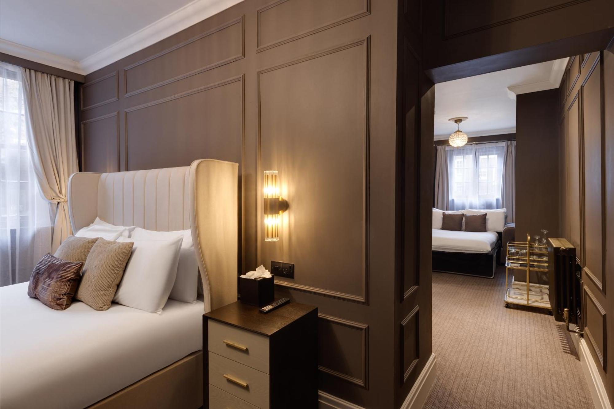Hotel The Seven 5*